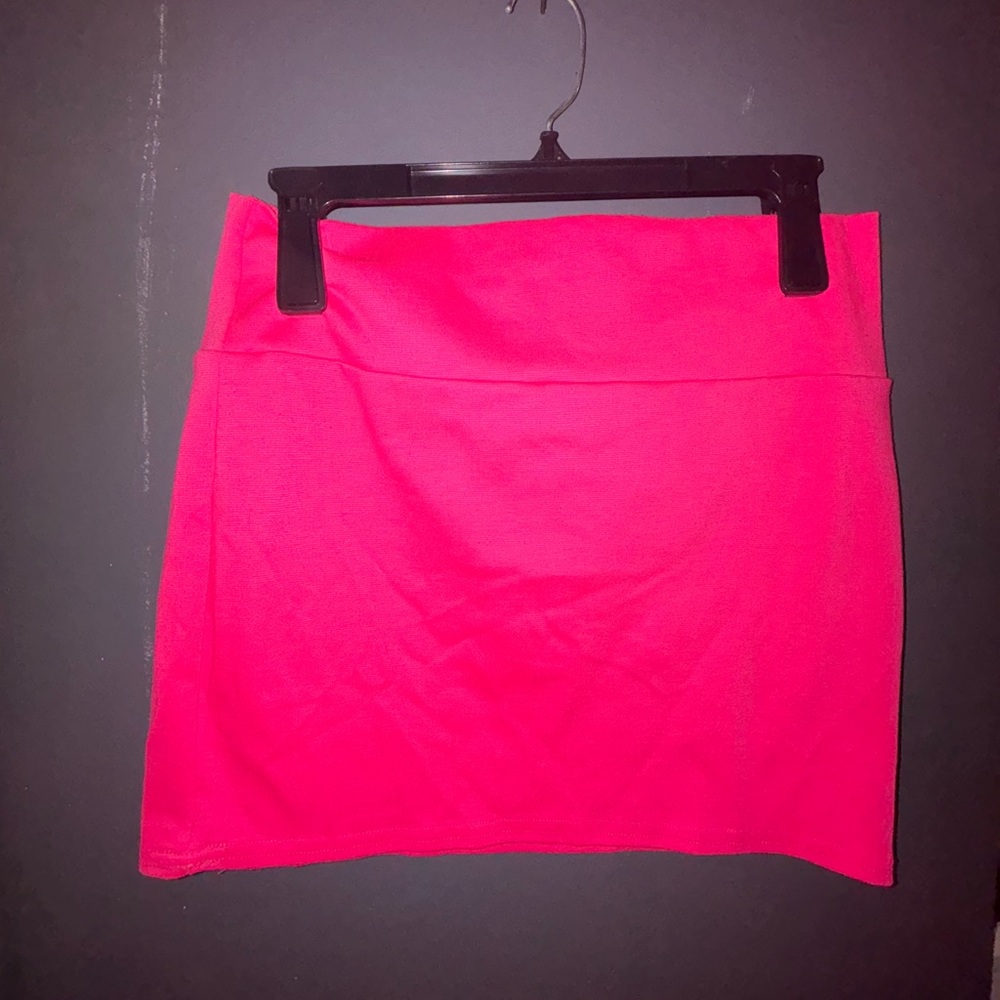 Hot pink pencil skirt